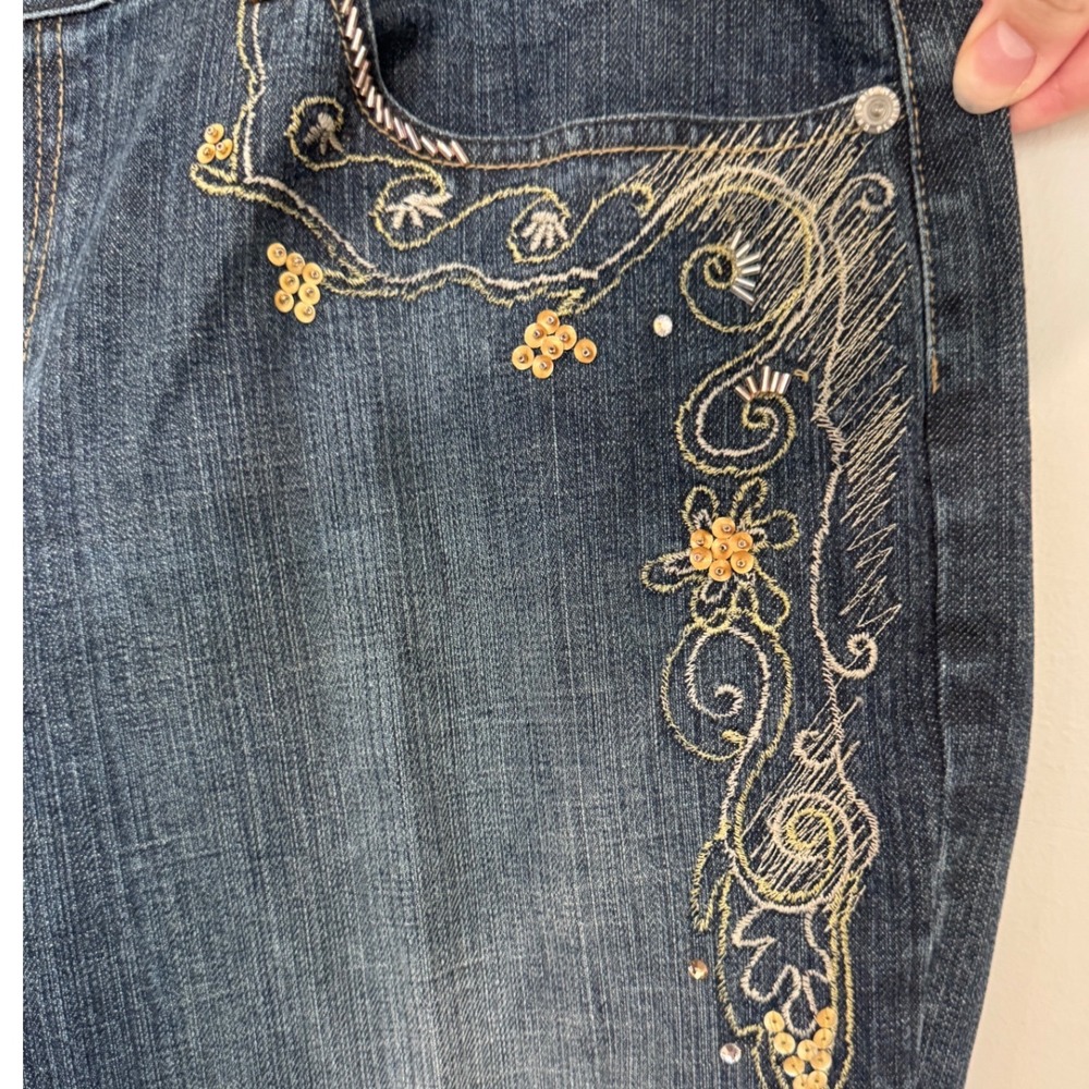 Chico's Platinum Embroidered Sequin Jeans Dark Wash Straight Ankle Blue 14 2.5 - Picture 2 of 6